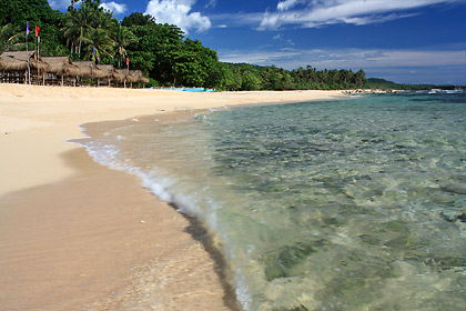 white sand beach in the Philippines